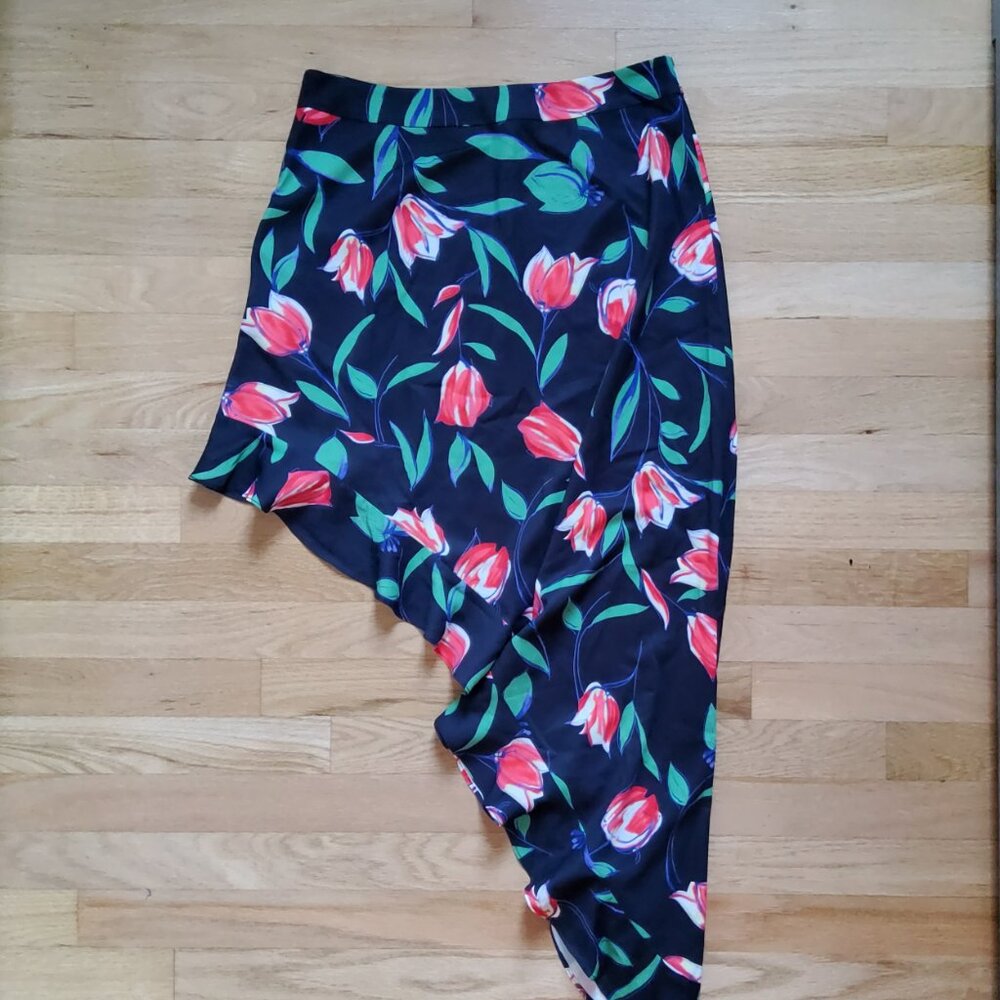 NWOT Hill House Floral Asymmetric Skirt Size S Original $159 waist 28".